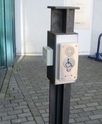 Klingel rechts vor dem Eingang Klingel rechts vor dem Eingang